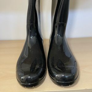Ugg rain boots
